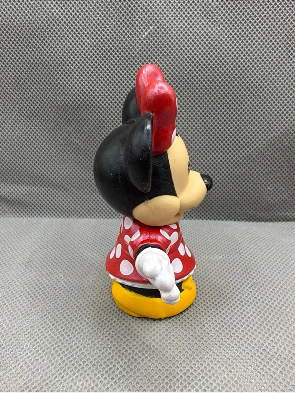 MINNIE MOUSE Disney LITTLE PEOPLE 2022 Mattel Red and White Polka Dot Dress Bow